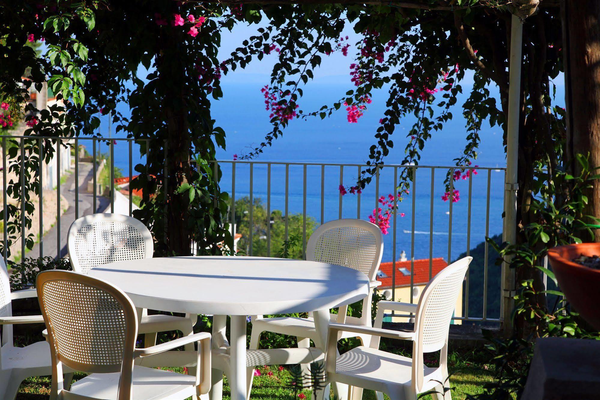 Vietri Le Terrazze Di Cristina B&B 외부 사진